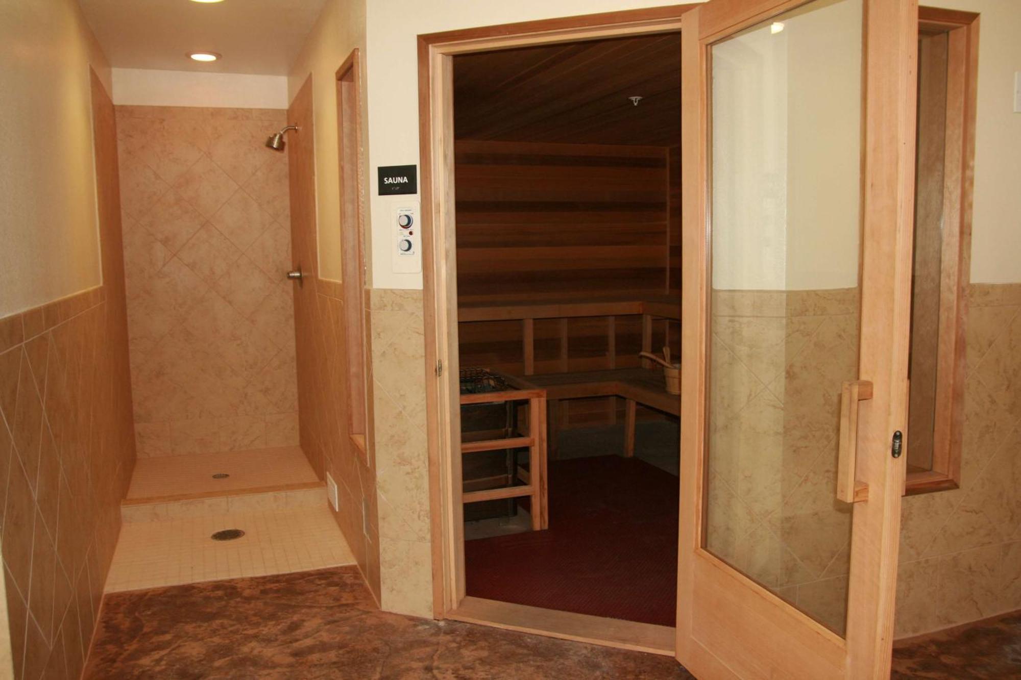 Hampton Inn & Suites Mcalester Buitenkant foto